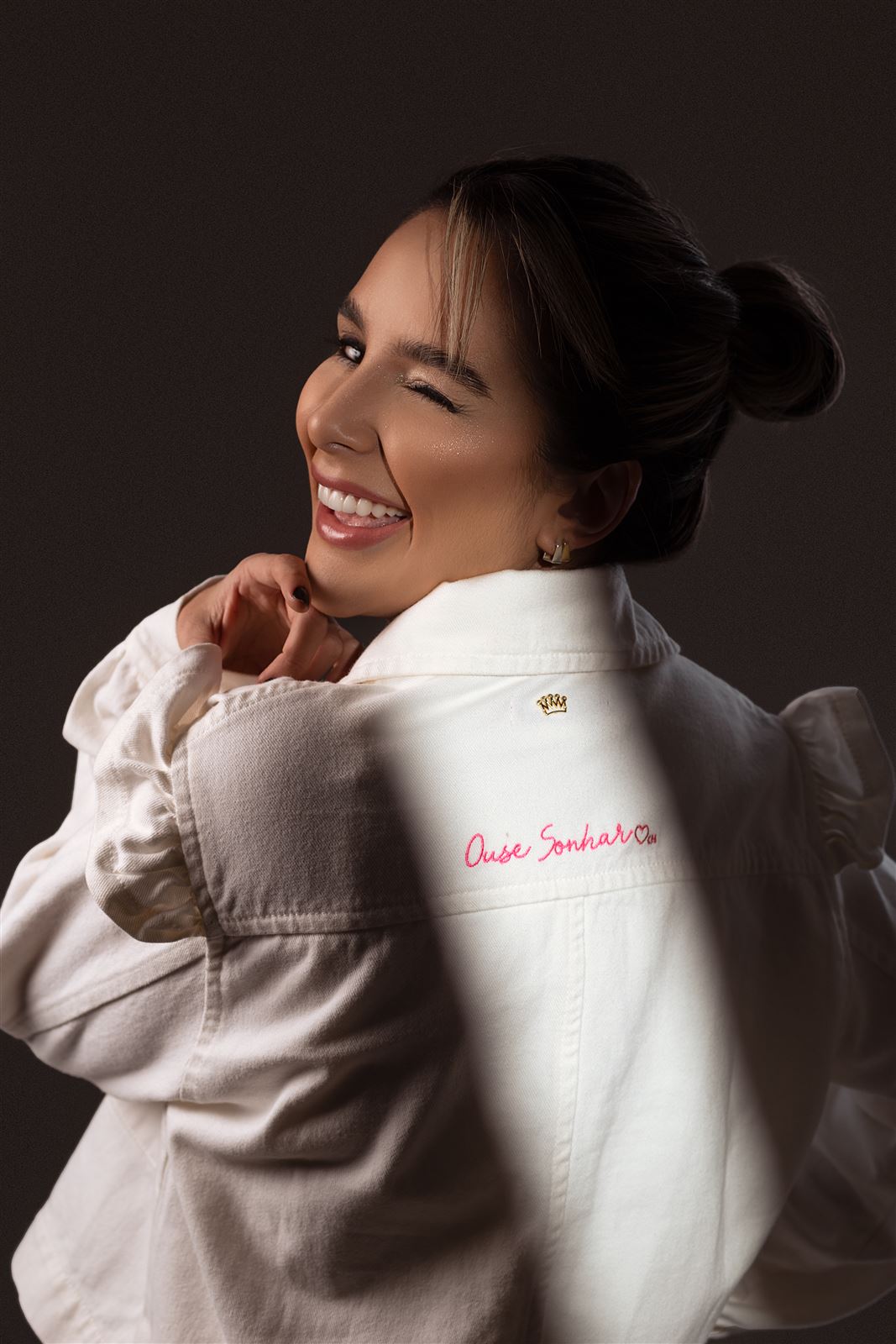 Dra. Fernanda Faralhe, cirurgiã-dentista especialista em estética facial